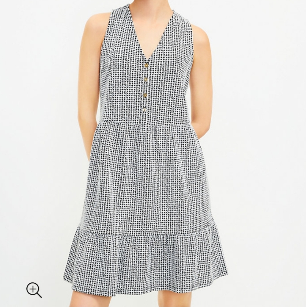 LOFT Textured Button Flounce Dress Size Medium